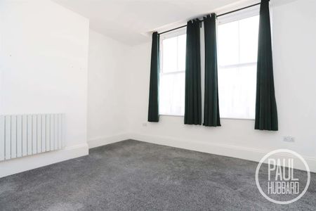 Regent Road, Lowestoft, NR32 - Photo 4