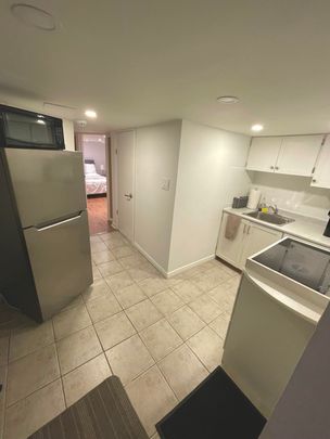 For Lease - 1054 Dufferin Street Unit# Basement, Toronto, Ontario - Photo 1