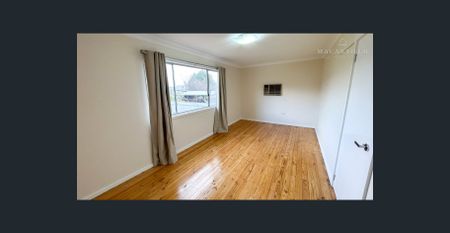 Comfortable & Convenient 3-Bedroom Home - Photo 5