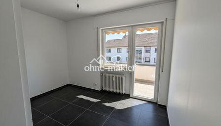 Frisch sanierte, sonnige 2-Zimmer-Wohnung mit Süd-Loggia & TG-Stellplatz – ruhig & zentral - Photo 3