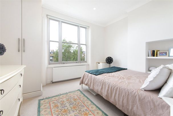 Blenheim Crescent, Holland Park, W11, London - Photo 1