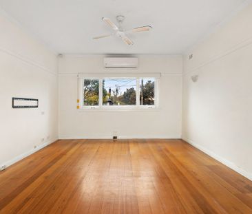 Beautiful three bedroom home in the Frankston High School Zone! - Photo 2