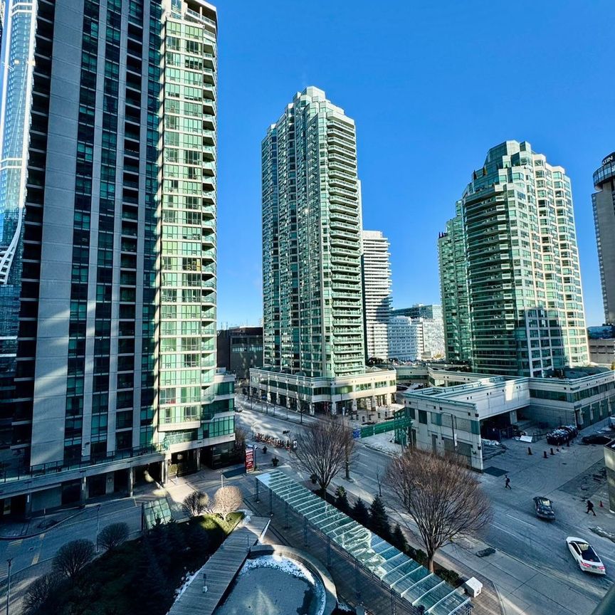 For Lease - 33 Bay Street Unit# 707, Toronto, Ontario - Photo 1