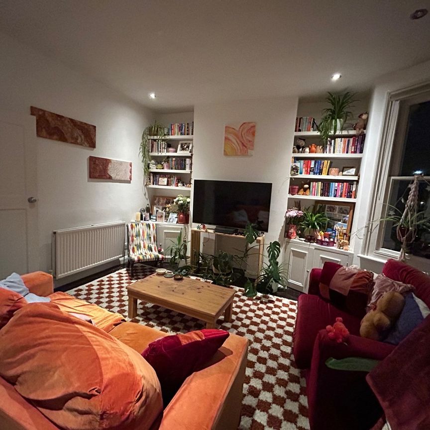 1 Bed Flat, St. Margarets Road, NW10 - Photo 1