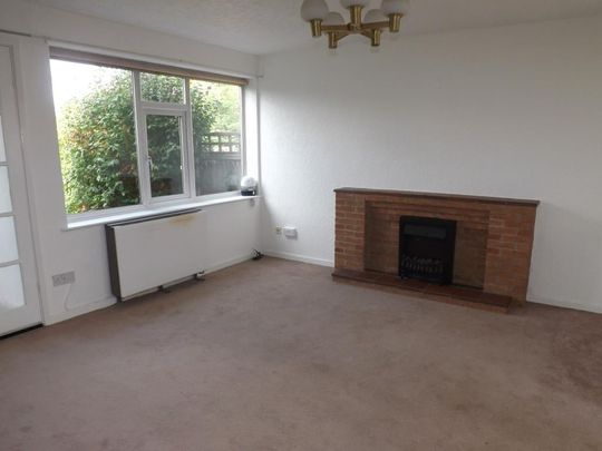 2 Bed End Terrace, Springfields, NG2 - Photo 1