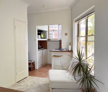 30/76 Elizabeth Bay Road, Elizabeth Bay, Sydney - Photo 4