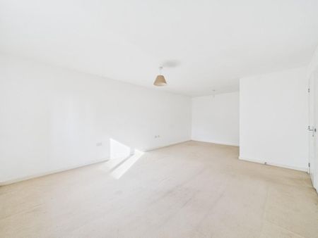 1 bedroom ground floor flat to rent - Photo 3