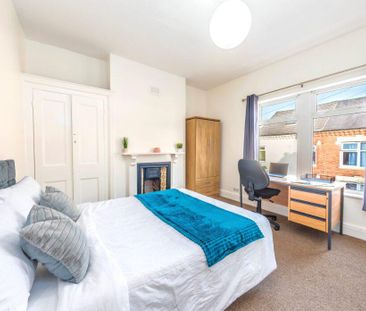 5 bedroom terraced house to rent - Photo 4
