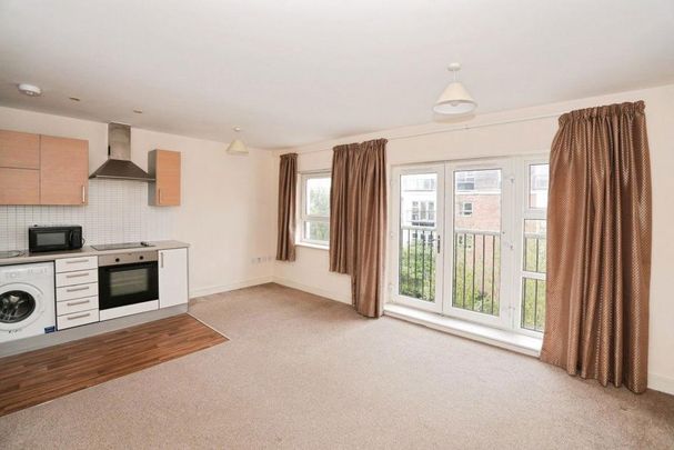 2 bedroom flat to rent - Photo 1