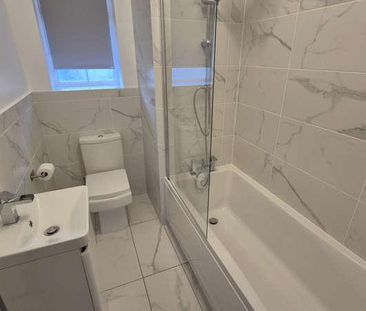 Hale Lane, Edgware, HA8 - Photo 4