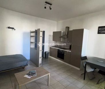 Location Appartement 1 pièces 23 m2 à Millau - Photo 2