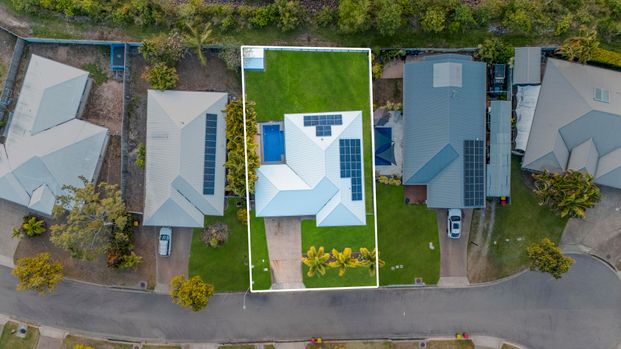 9 Dugong Court, Bushland Beach QLD 4818 - House For Rent | Domain - Photo 1