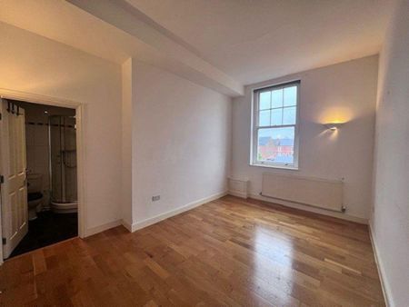 2 bedroom flat to rent - Photo 3