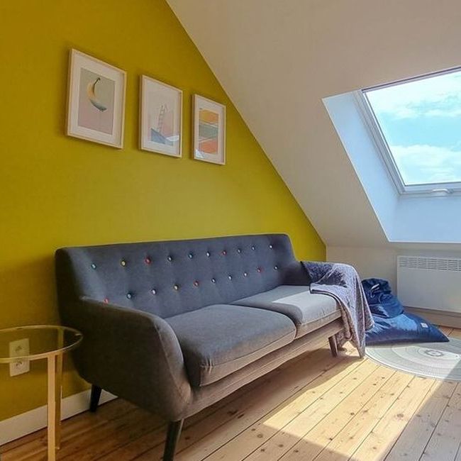 Appartement te huur in Tournai voor € 425 met 1 slaapkamer - Photo 1