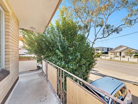 1/25 Bexley Road, Campsie, NSW 2194 - Photo 4