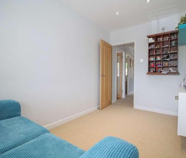 2 bedroom maisonette to rent - Photo 5