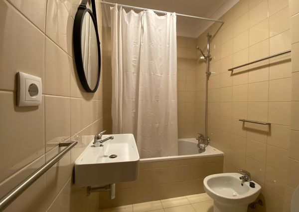 Fantástico Apartamento T1 para Arrendamento sobre o Douro