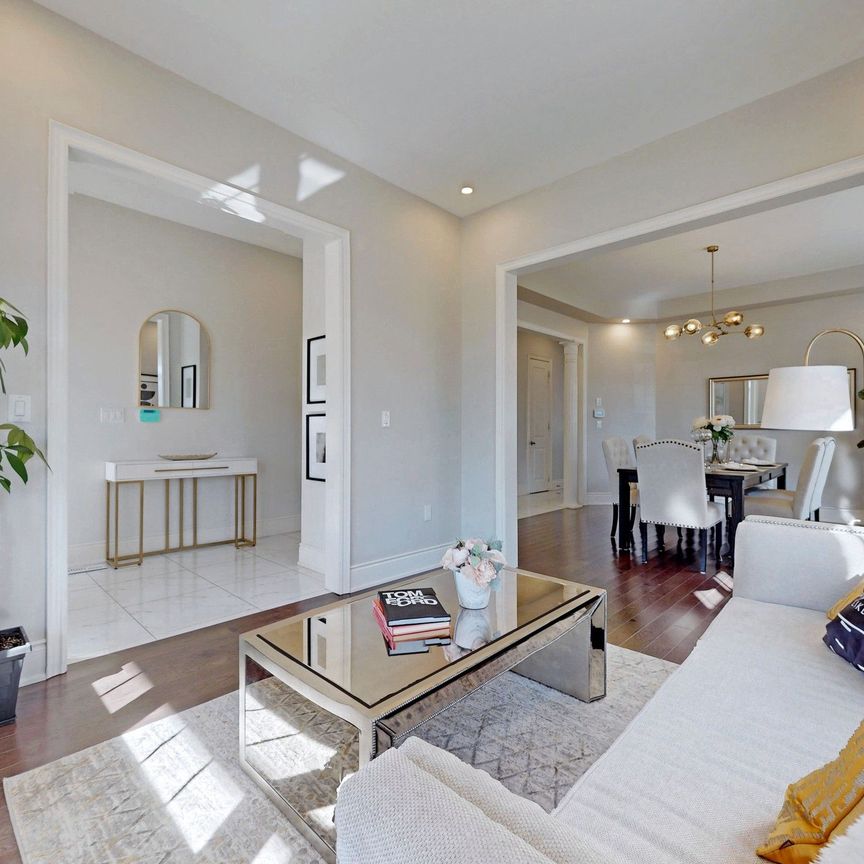 For Lease - 459 Threshing Mill Boulevard, Oakville, Ontario - Photo 1