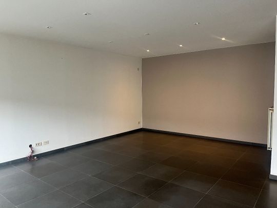 Ruim appartement met 2 slaapkamers te huur in Deerlijk - Photo 1