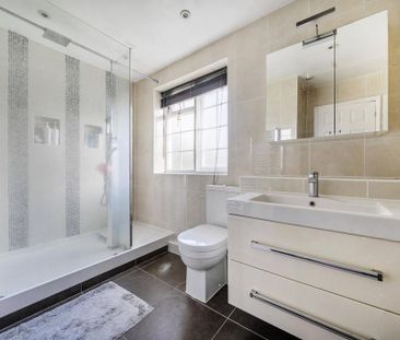 3 bedroom detached house to rent - Photo 4