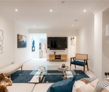 A five bedroom townhouse of approximately 3,170 square feet. - Photo 5