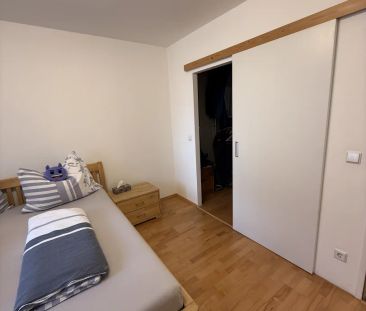 Moderne 3-Zi Wohnung mit Loggia, Stellplatz, Pool & Sauna im 10. Be... - Photo 2