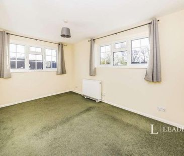 Maple Drive, East Grinstead, West Sussex, RH19 - Photo 5