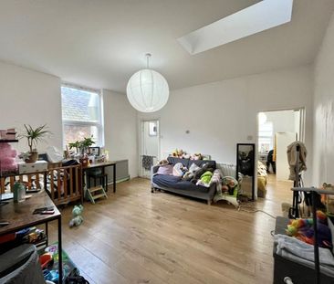 1 bedroom Flat To Let Total Size: 496 SQ FT - Photo 1