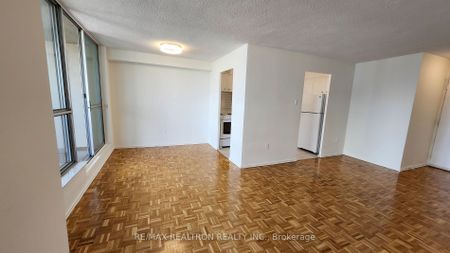 For Lease - 21 Vaughan Road Unit# 708, Toronto, Ontario - Photo 2