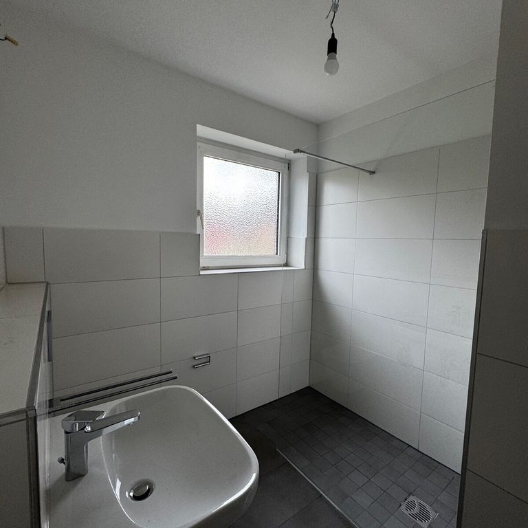 Imbuschstraße 2, 47475 Kamp-Lintfort - Photo 1