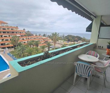 Spacious beachfront apartment with balcony and beautiful views of t... - Photo 3