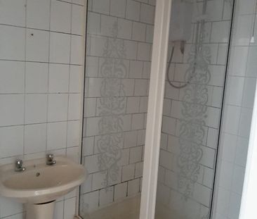 Studio Flat, Green Lane, B9 - Photo 1