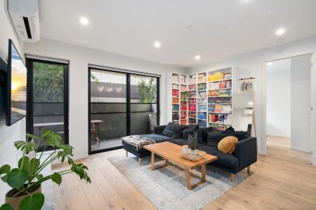 The Lifestyle Matches The Luxury - Photo 5