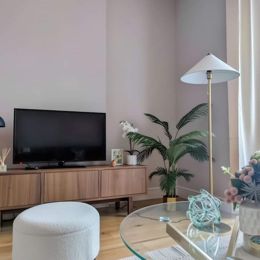 2 Bed Flat, Elmdale Road, N13 - Photo 1