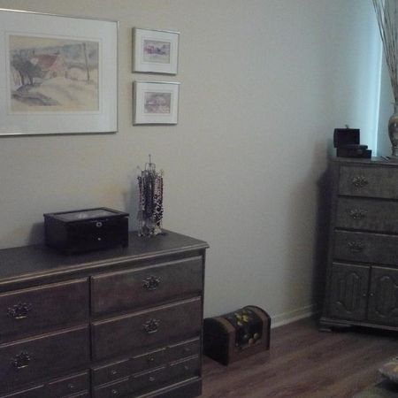 Grand 4½ Rue de Lery style condo Disponible Immediatement - Photo 3