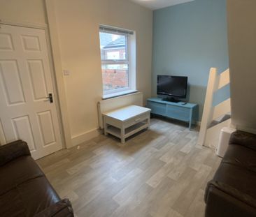 Lansdowne Terrace, Hull Road - P1762 - Photo 1