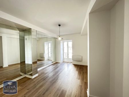 Location Appartement 2 pièces 37m² BRIVE LA GAILLARDE 19100 - Photo 3