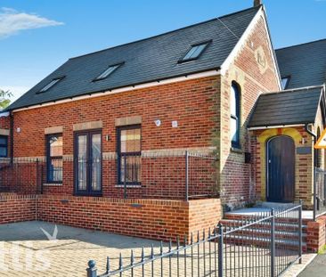 2 bedroom end of terrace house to rent - Photo 6