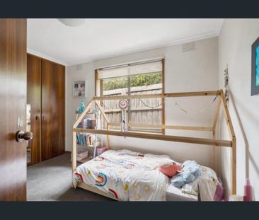 Spacious Family Living in a Highly Sought-After Mont Albert Location - Photo 6