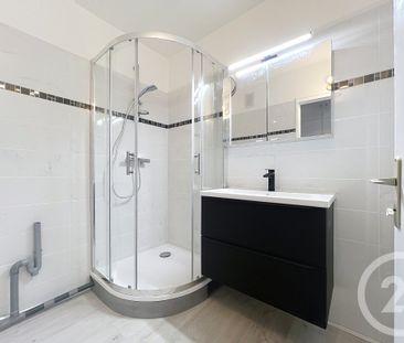 Location Appartement 2 pièces 45m² ST ANDRE LES VERGERS 10120 - Photo 4
