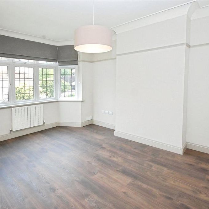 4 bedroom semi-detached house to rent - Photo 1