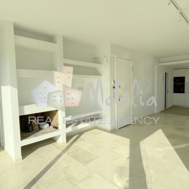 Apartment for rent - Photo 1
