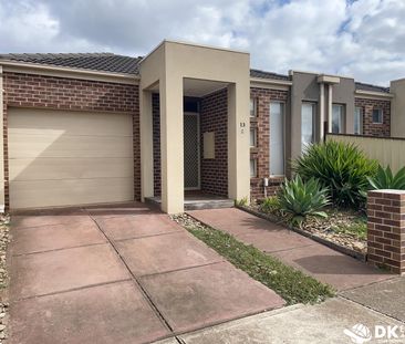Comfort & Location – single storey house located in Truganina - Photo 1