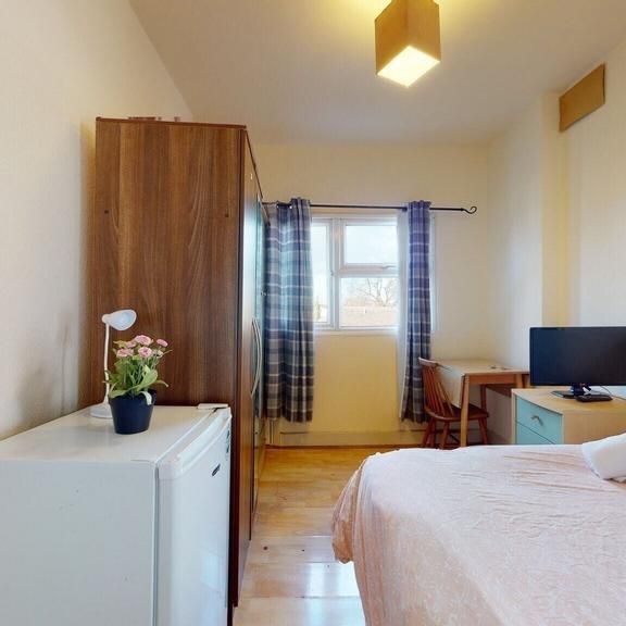 Flat share to rent - Photo 1