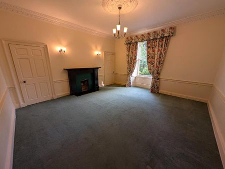 5 bedroom detached house to rent - Photo 4