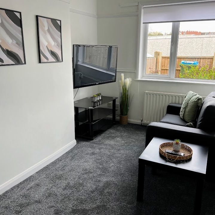 3 Bedroom House, 5 Harper Road – Student Accommodation Coventry - Photo 1