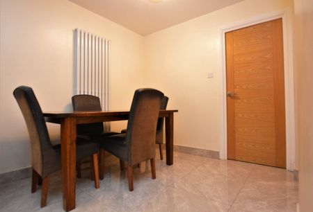 Flaxman Road, London, SE5 - Photo 2