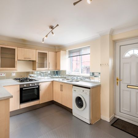 2 bedroom terraced house to rent - Photo 3