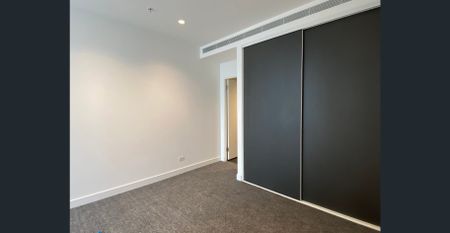 2 Bedroom 2 Bathroom including White Good @ West Side Place - Photo 4