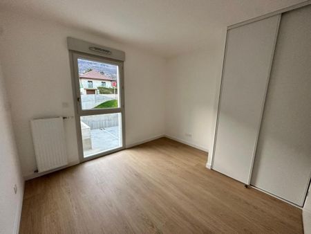 Location Appartement 3 pièces 69m² LE BOURGET DU LAC 73370 - Photo 2